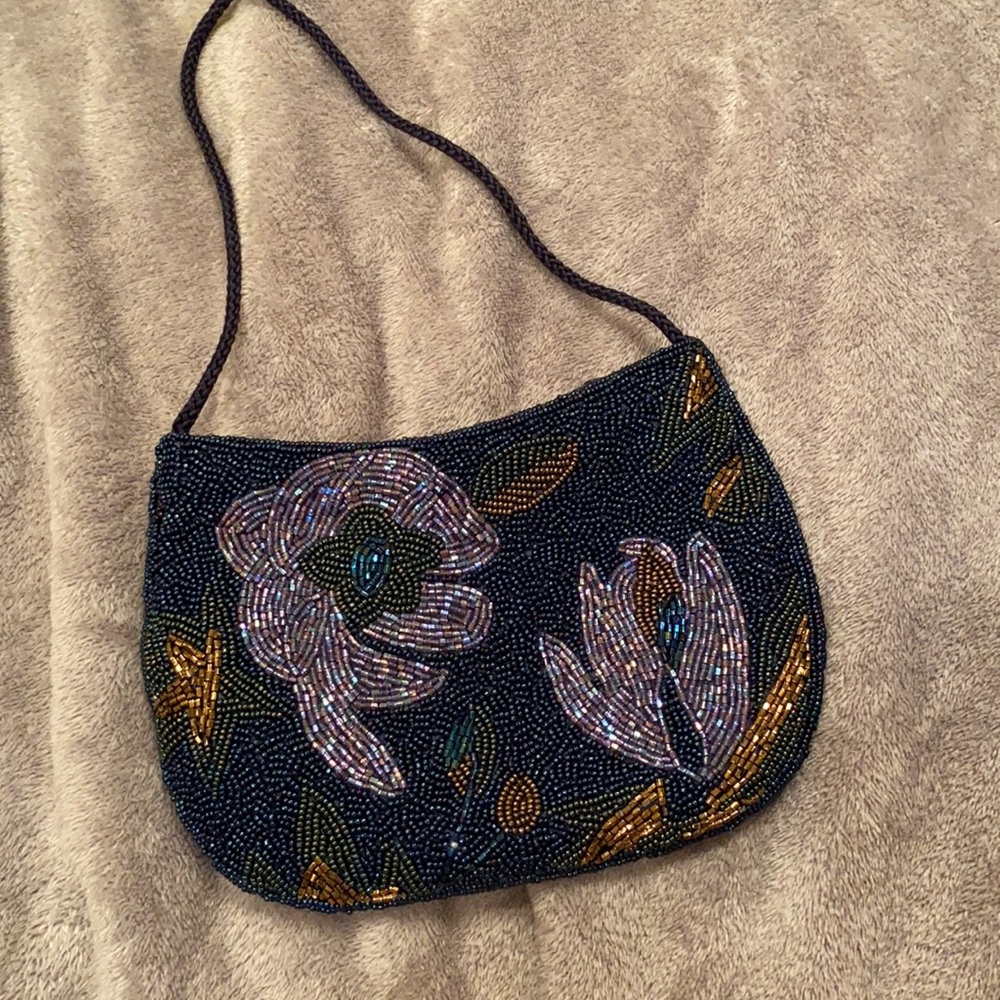 this is a sequin purse
